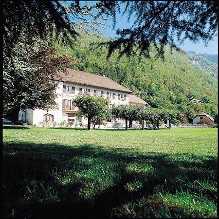 Hotel Les Grillons Talloires Esterno foto